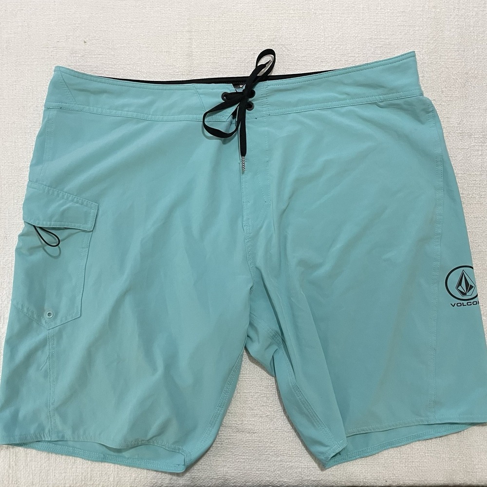 Volcom Board Shorts‎ Size 38